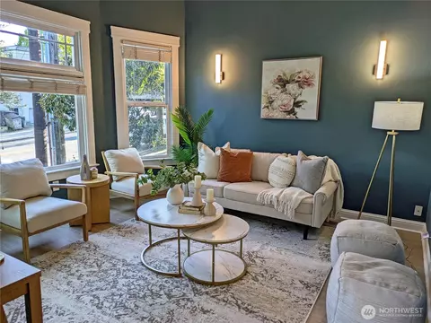 Living - 2208 E John St, Seattle, WA 98112 photo 1 of 2