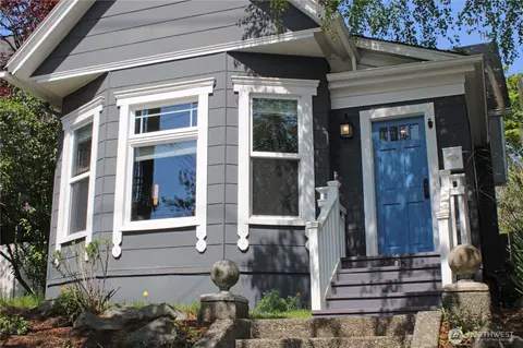 Exterior - 2208 E John St, Seattle, WA 98112 photo 2 of 5