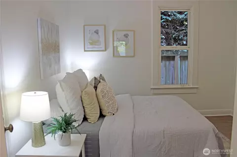 Bedroom - 2208 E John St, Seattle, WA 98112 photo 6 of 6