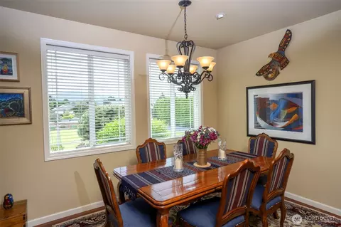 Dining - 51 Suncatcher Ct, Sequim, WA 98382 photo 3 of 3