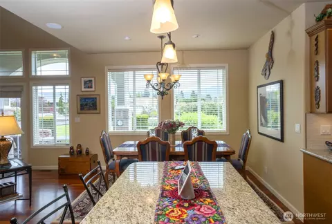 Dining - 51 Suncatcher Ct, Sequim, WA 98382 photo 2 of 3