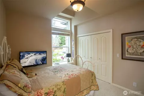 Bedroom - 51 Suncatcher Ct, Sequim, WA 98382 photo 4 of 5