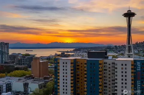 583 Battery St #2003N, Seattle, WA 98121