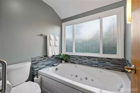 10900 39th Dr SE, Everett, WA 98208 photo 17