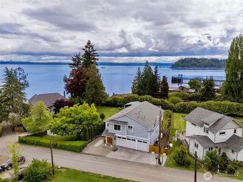 3871 SE Cherry St, Port Orchard, WA 98366