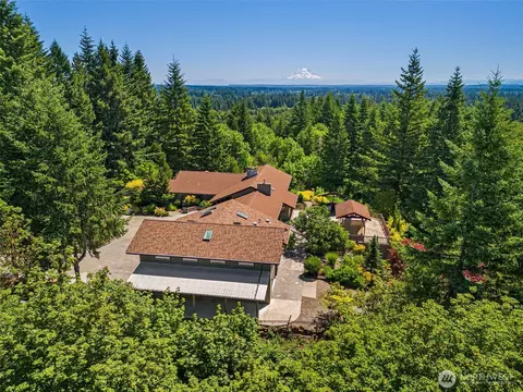 4902 Bush Mountain Dr SW, Tumwater, WA 98512