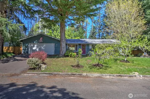 381 Fir Acres Dr NW, Bainbridge Island, WA 98110