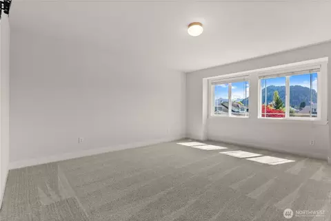 Bedroom - 327 Jewell St, Enumclaw, WA 98022 photo 7 of 8