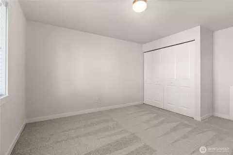 Bedroom - 327 Jewell St, Enumclaw, WA 98022 photo 1 of 8