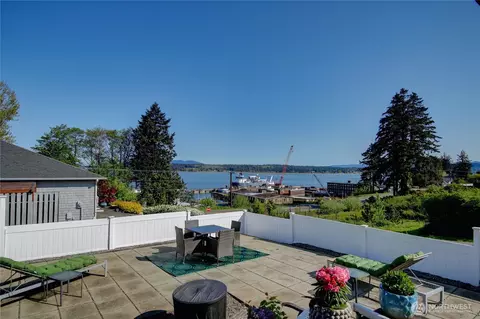 1212 Georgia Ave, Anacortes, WA 98221