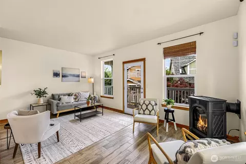 19398 Scoter Ln NE, Poulsbo, WA 98370