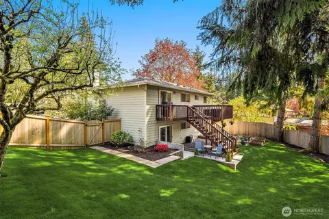 21902 2nd Ave W, Bothell, WA 98021 photo 2