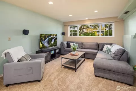 21902 2nd Ave W, Bothell, WA 98021 photo 18