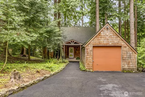 8925 50th Ave W, Mukilteo, WA 98275