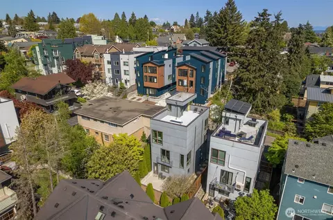 View/Area - 3827 Carr Pl N, Seattle, WA 98103 photo 3 of 3