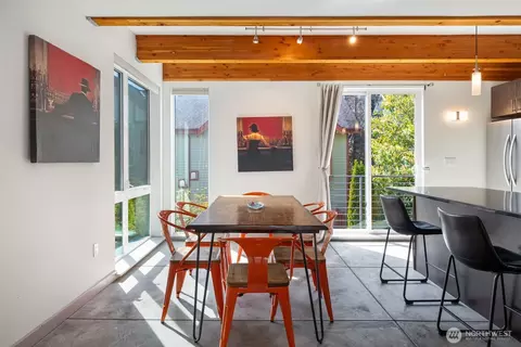 Dining - 3827 Carr Pl N, Seattle, WA 98103 photo 1 of 2
