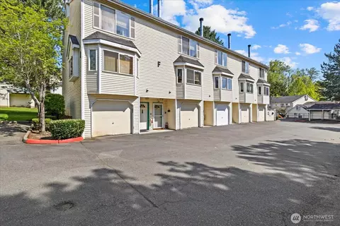 833 SW Sunset Blvd #F30, Renton, WA 98057