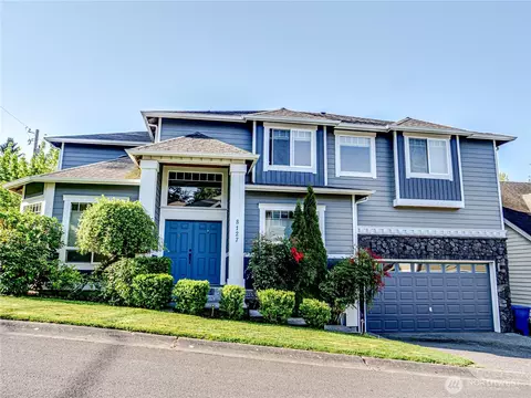 8127 NE 189th Pl, Kenmore, WA 98028