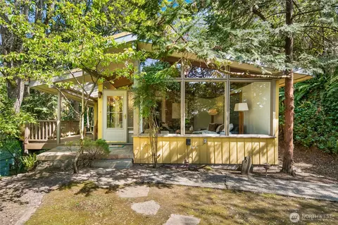 4232 1st Ave NW, Seattle, WA 98107