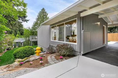 10717 3rd Ave NW, Seattle, WA 98177
