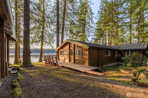 1261 E Mason Lake Dr E, Grapeview, WA 98546 photo 4