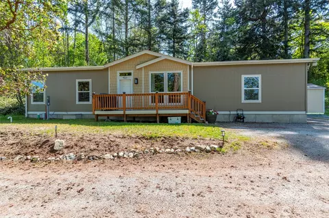 4117 Oakes Ave, Anacortes, WA 98221