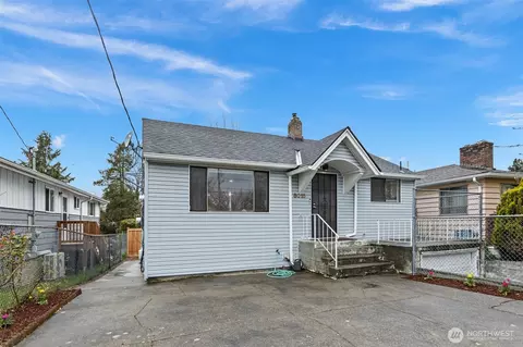 8015 Beacon Ave S, Seattle, WA 98118