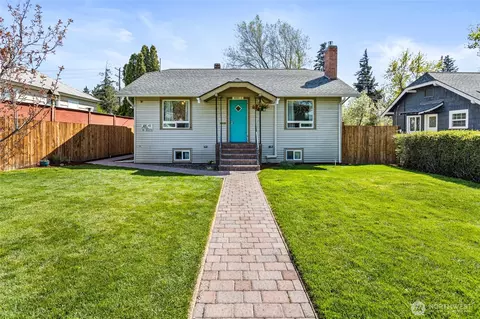 106 W 11th Ave #1 & 2, Ellensburg, WA 98926