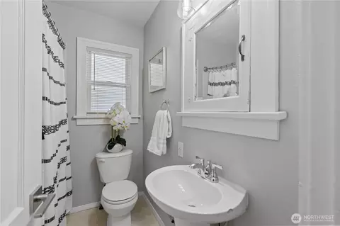 2314 Mcdougall Ave, Everett, WA 98201 photo 18