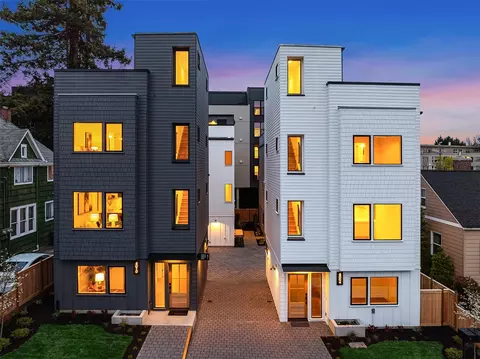 4006 Midvale Ave N, Seattle, WA 98103