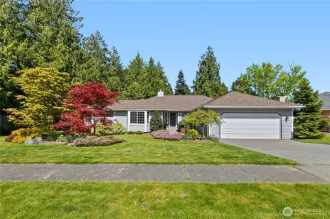 813 S Lilac Dr, Mount Vernon, WA 98273