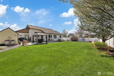 Exterior - 13005 37th Ln, Spokane Valley, WA 99206 photo 7 of 8