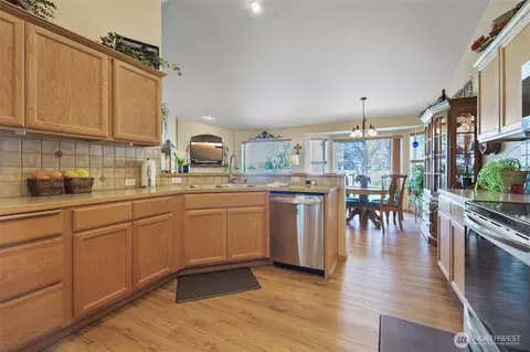Kitchen - 13005 37th Ln, Spokane Valley, WA 99206 photo 3 of 3