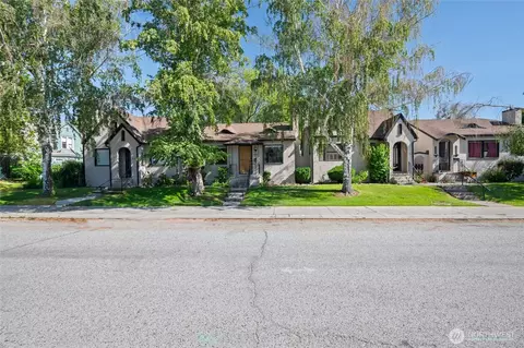 400 1st St, Wenatchee, WA 98801
