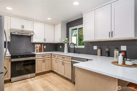 Kitchen - 22009 Vine Rd, Brier, WA 98036 photo 1 of 2