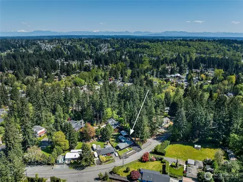 View/Area - 22009 Vine Rd, Brier, WA 98036 photo 2 of 2