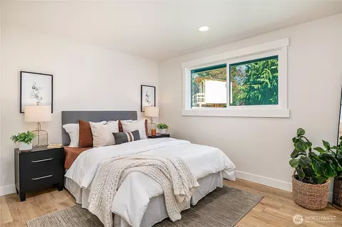 Bedroom - 22009 Vine Rd, Brier, WA 98036 photo 1 of 4