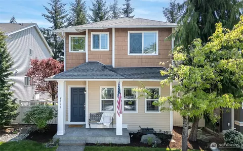 8711 Oslo Ln NE, Lacey, WA 98516