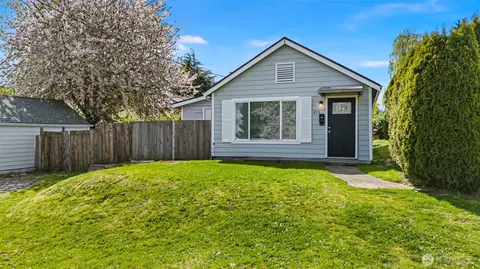 216 E 45th St, Tacoma, WA 98404