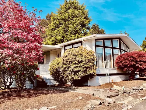 12227 123rd St Ct E #45, Puyallup, WA 98374
