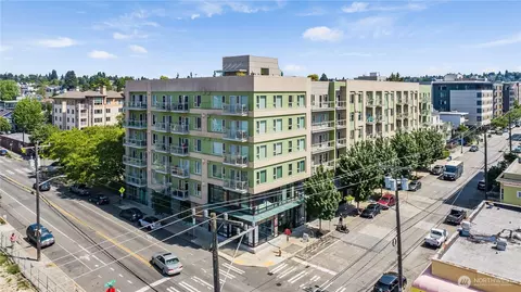 1760 NW 56th St #521, Seattle, WA 98107