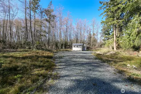 1231 Red Fox Ln, Freeland, WA 98249