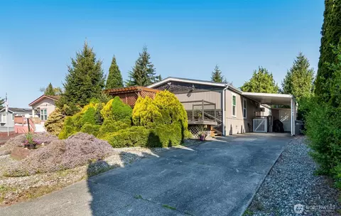 8430 15th Pl SE #82, Lake Stevens, WA 98258