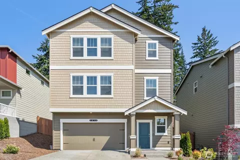 1676 NE Halden Glen Dr, Poulsbo, WA 98370