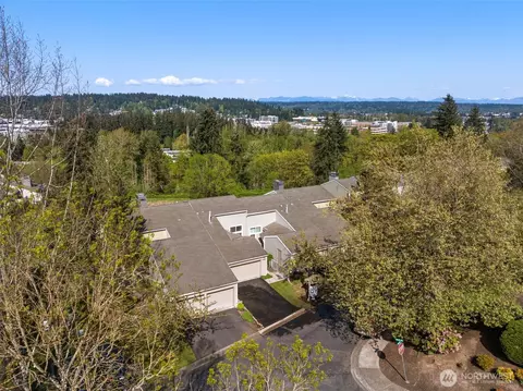 15662 NE 70th Ct, Redmond, WA 98052