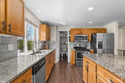 23002 41st Ave E, Spanaway, WA 98387 photo 13
