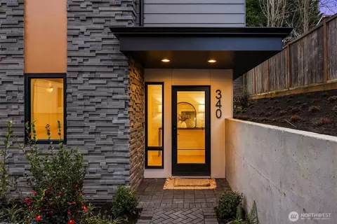 340 6th Ave, Kirkland, WA 98033