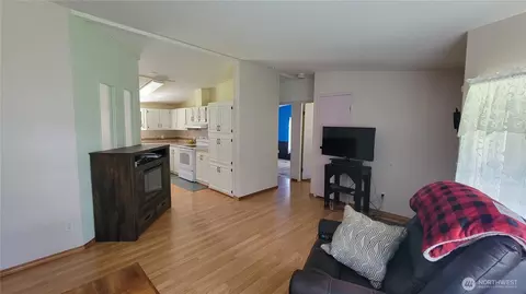 151 W Nikula Rd, Winlock, WA 98596 photo 3