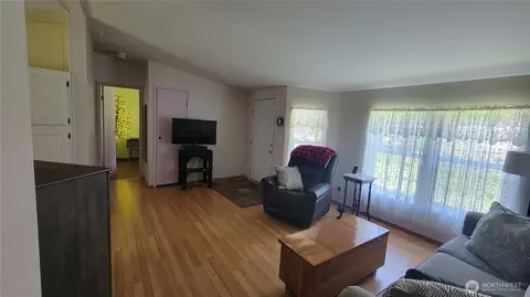151 W Nikula Rd, Winlock, WA 98596 photo 2