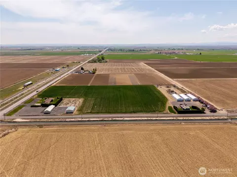 17163 Rd 7 NW, Quincy, WA 98848